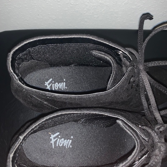 Fioni Black Suede Lace Up High Heel Pump Booties - Picture 6 of 6